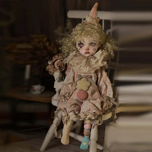 Animated creepy Doll, Scary Dolls Collection.