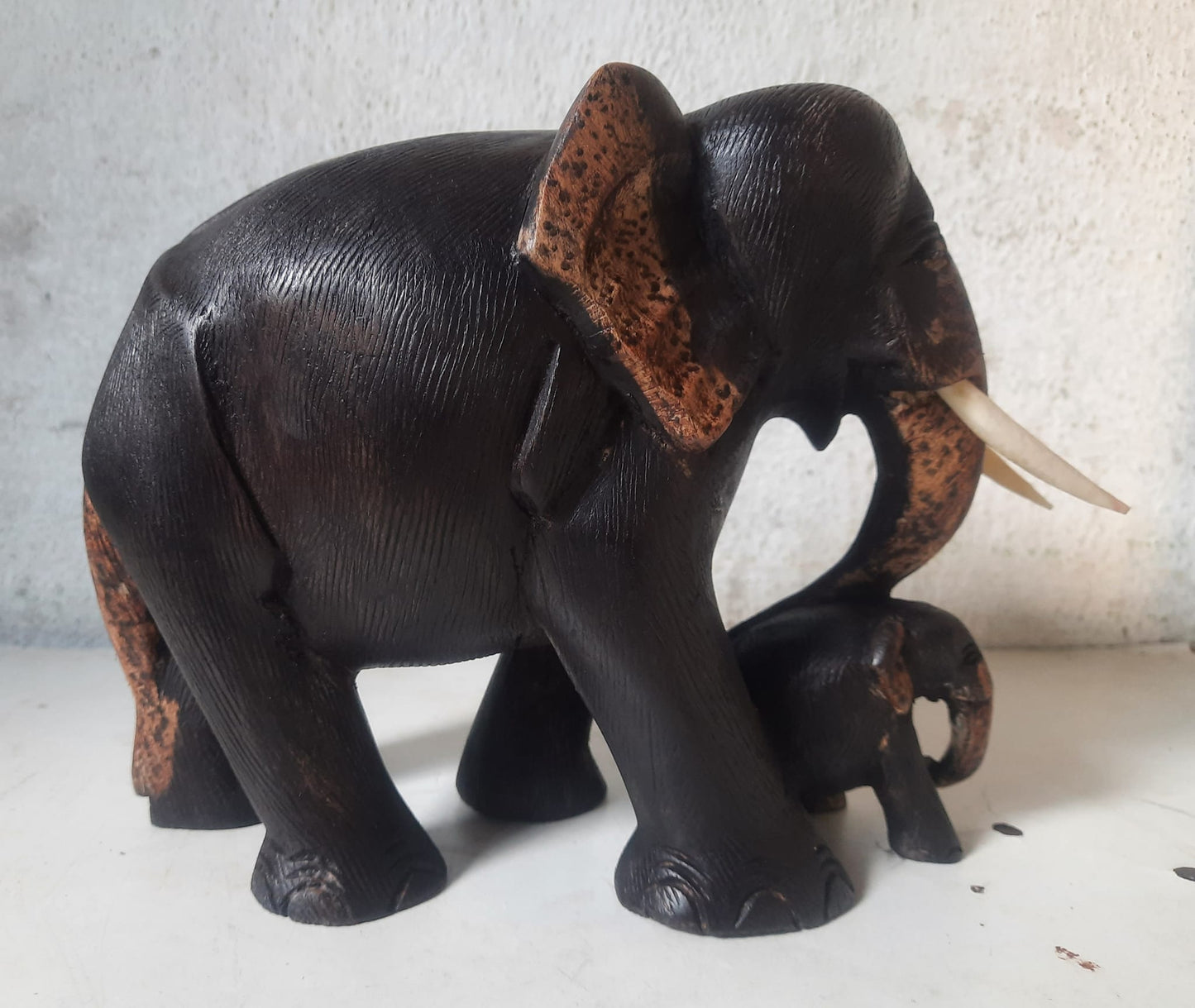 Tuskers elephant Large Wooden Elephant Statue With Baby Hand Carved